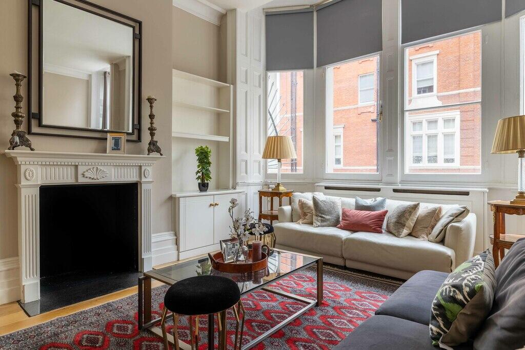 Main image of property: Cadogan Square, Knightsbrige, SW1X