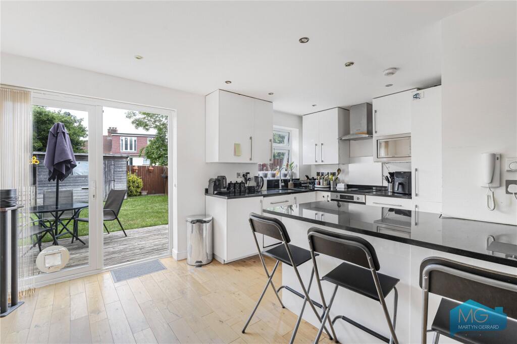 Main image of property: Moorlands Avenue, London, NW7