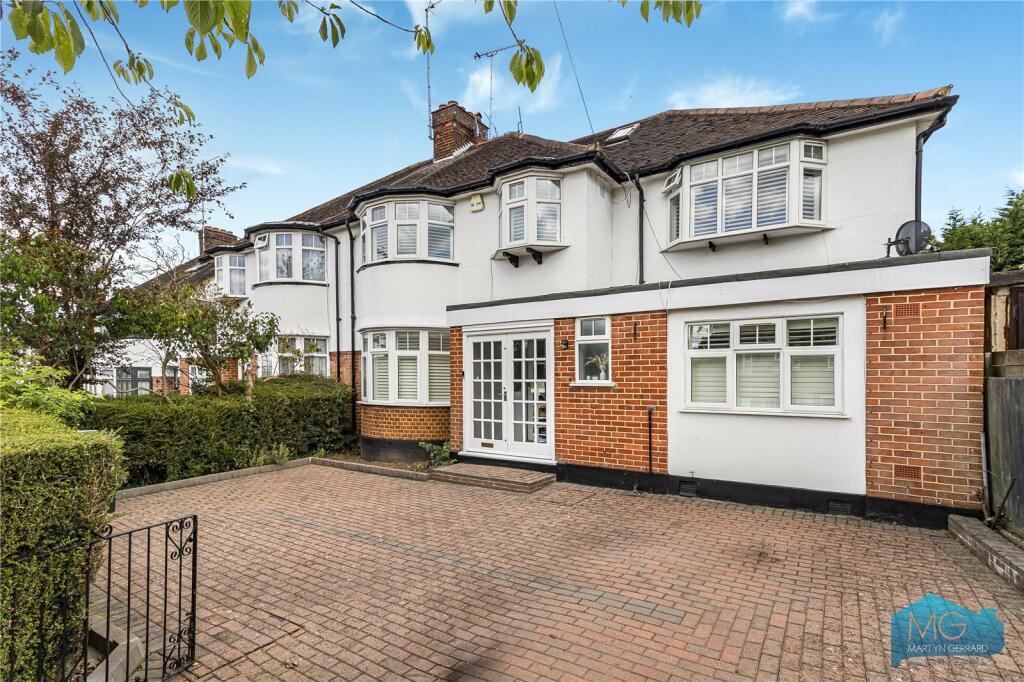 Main image of property: Glenwood Road, London, NW7