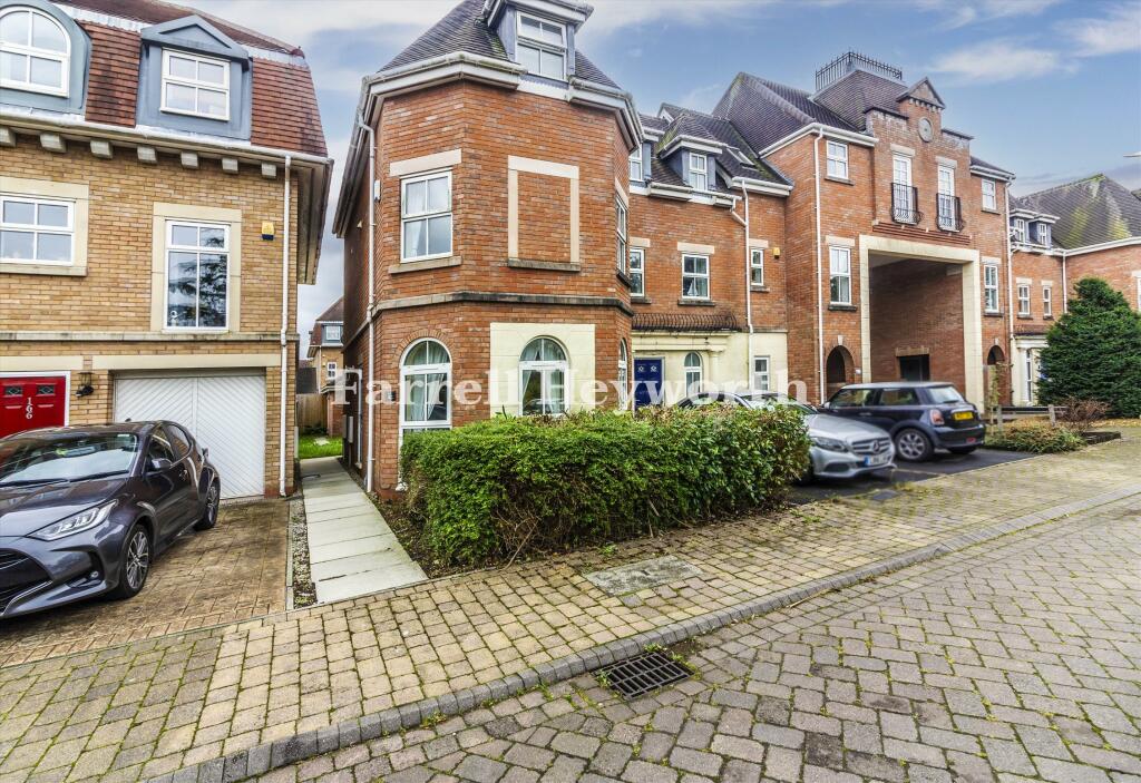 4 bedroom house for sale in Holland House Road, Walton Le Dale, Preston