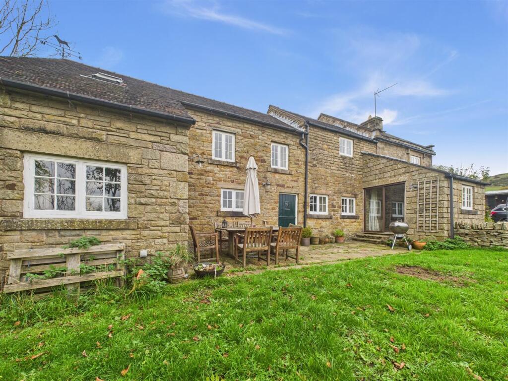 Main image of property: Knowsley Hill, Longnor, Buxton