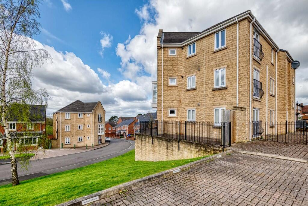 Main image of property: 18 Hare Hill Road, Hyde, Greater Manchester, SK14