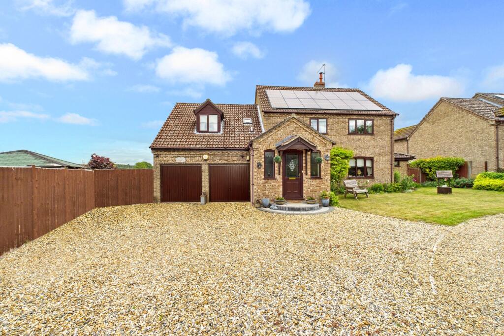 Main image of property: Earl Warren, Croxton, IP24