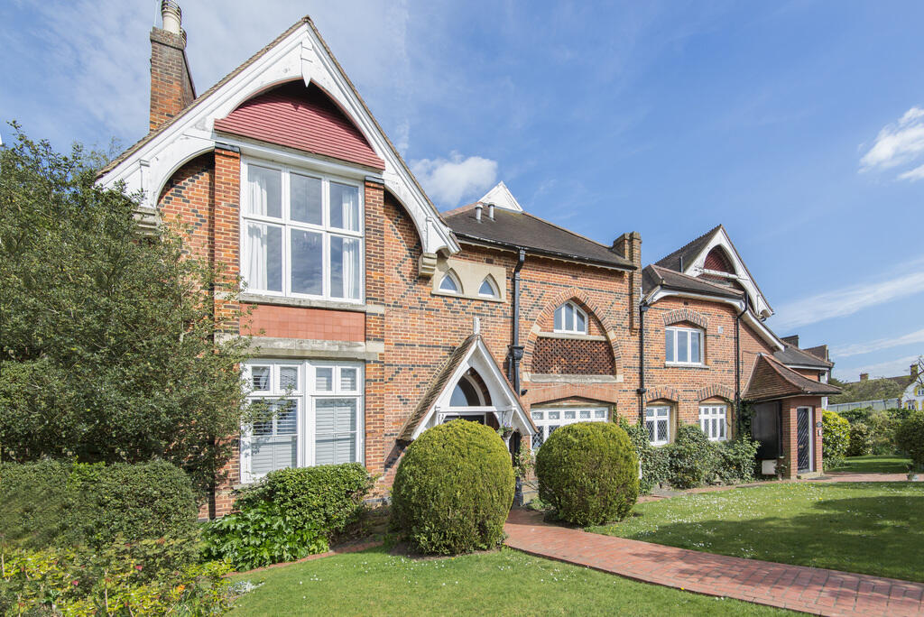 Main image of property: Glencairn House, SW19