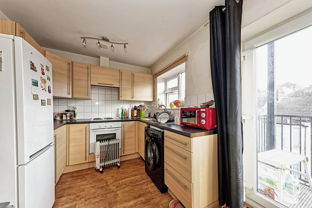 1 bedroom flat for sale in Eaton Road, Margate, Kent, CT9