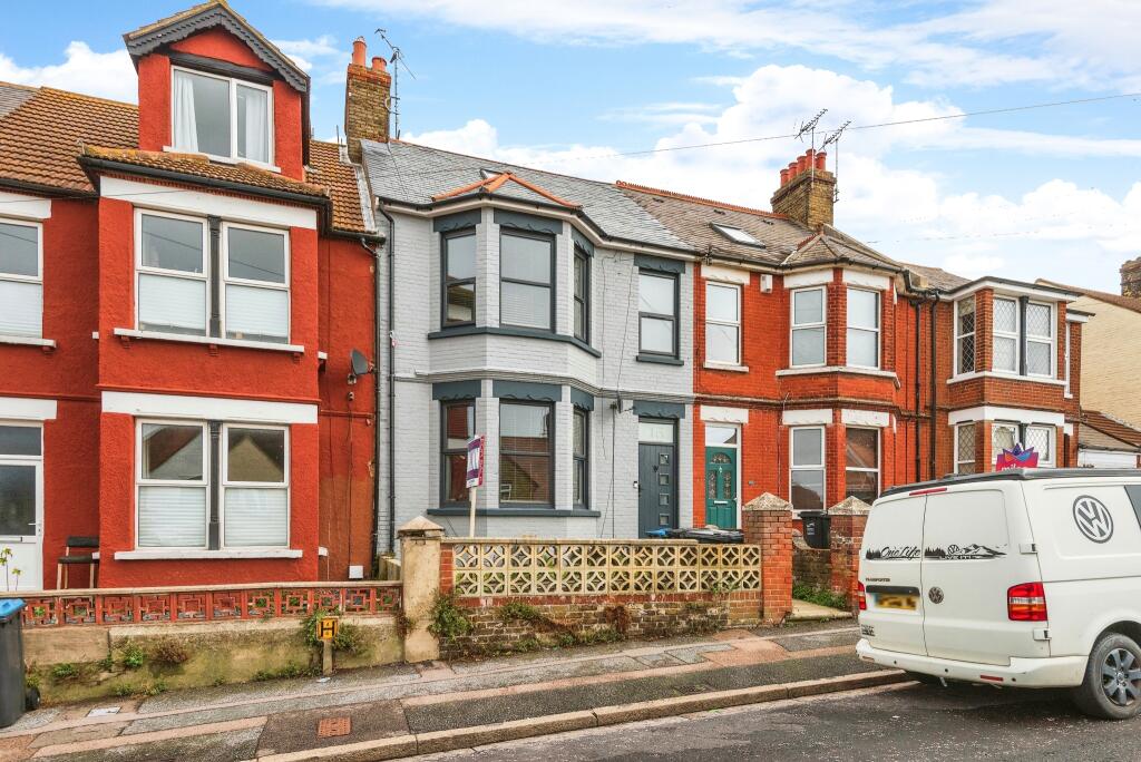 4 bedroom terraced house for sale in Connaught Road, Margate, CT9