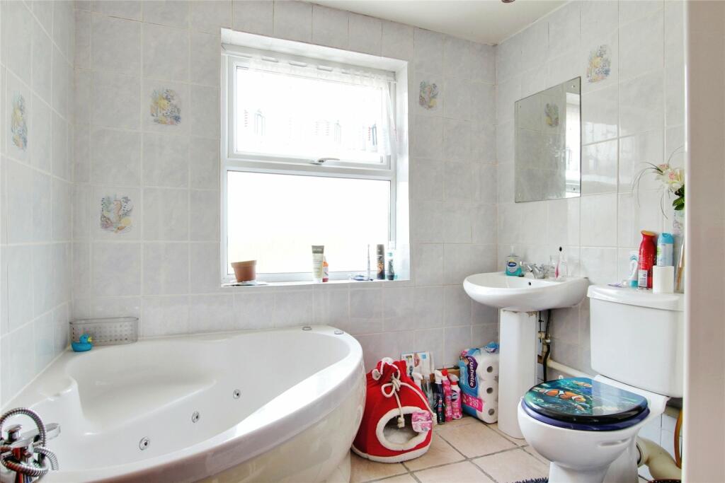 Additional property image - Coleman Crescent, Ramsgate, Kent, CT12