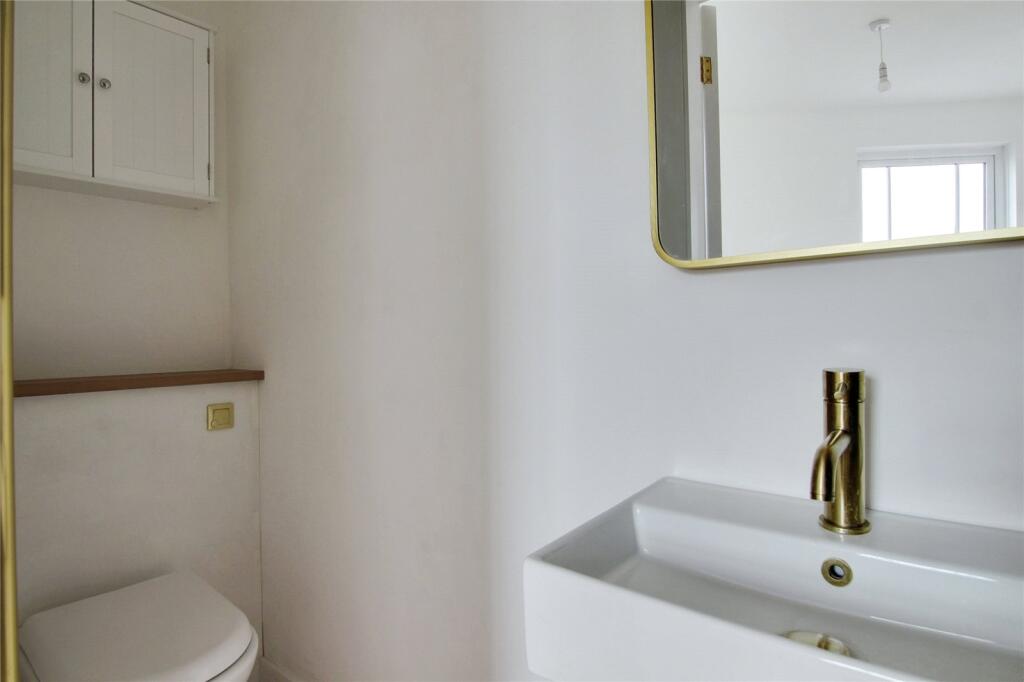 Additional property image - Ramsgate Road, Broadstairs, Kent, CT10