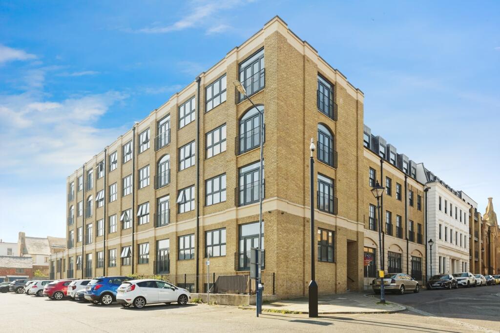 Main image of property: Queensbridge Drive, Ramsgate, Kent, CT11