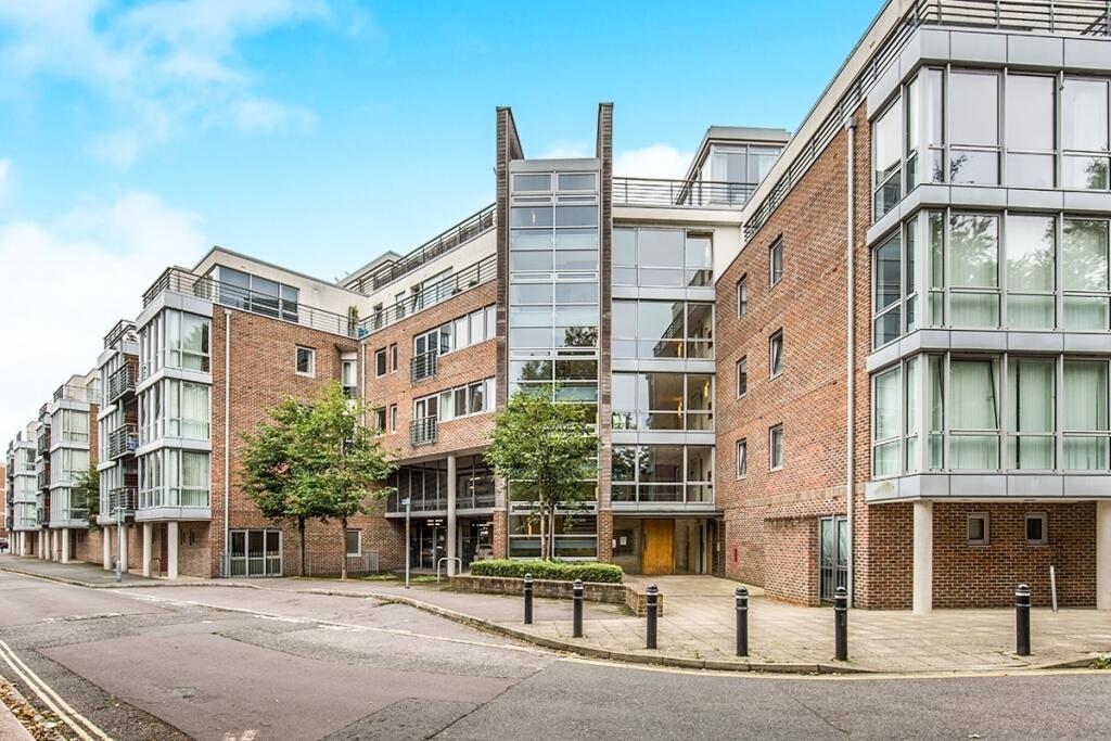 Main image of property: Bonfire Corner, Portsmouth, PO1