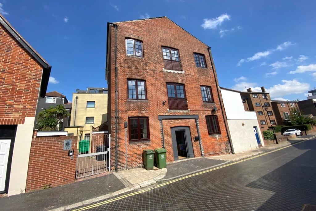 Main image of property: Beck Street, Portsmouth, Hampshire, PO1