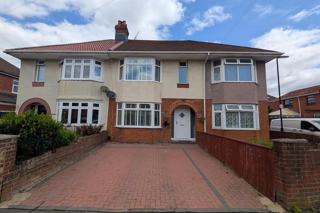 Main image of property: Regents Park