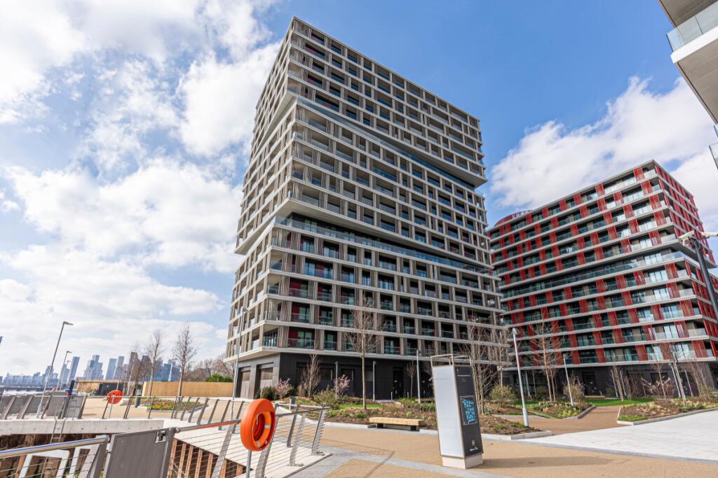Main image of property: Bonnet Street, London, E16