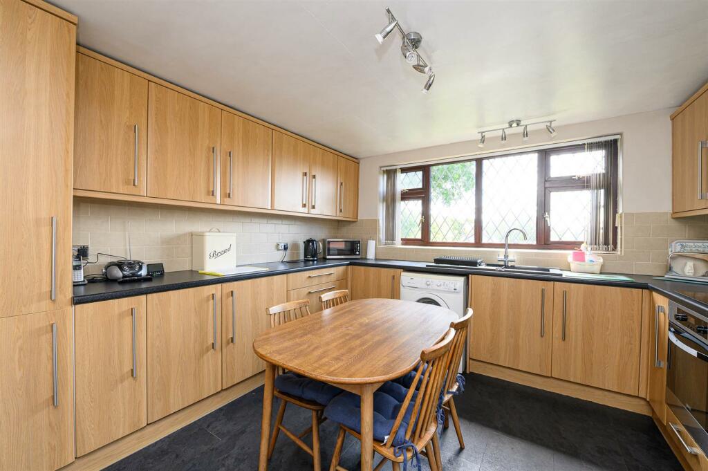 Additional property image - Kingfishers Rest, Longhill Lane, Hankelow, Cheshire