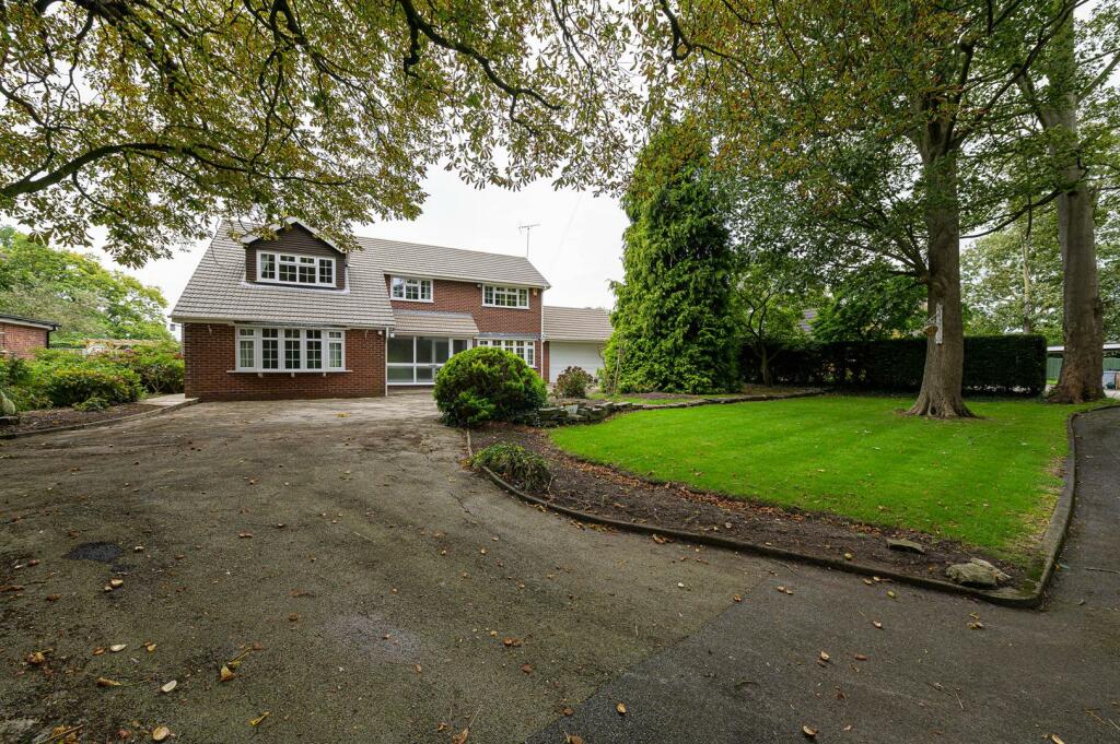 4 bedroom detached house for sale in 'Silver Trees' Coppice Road