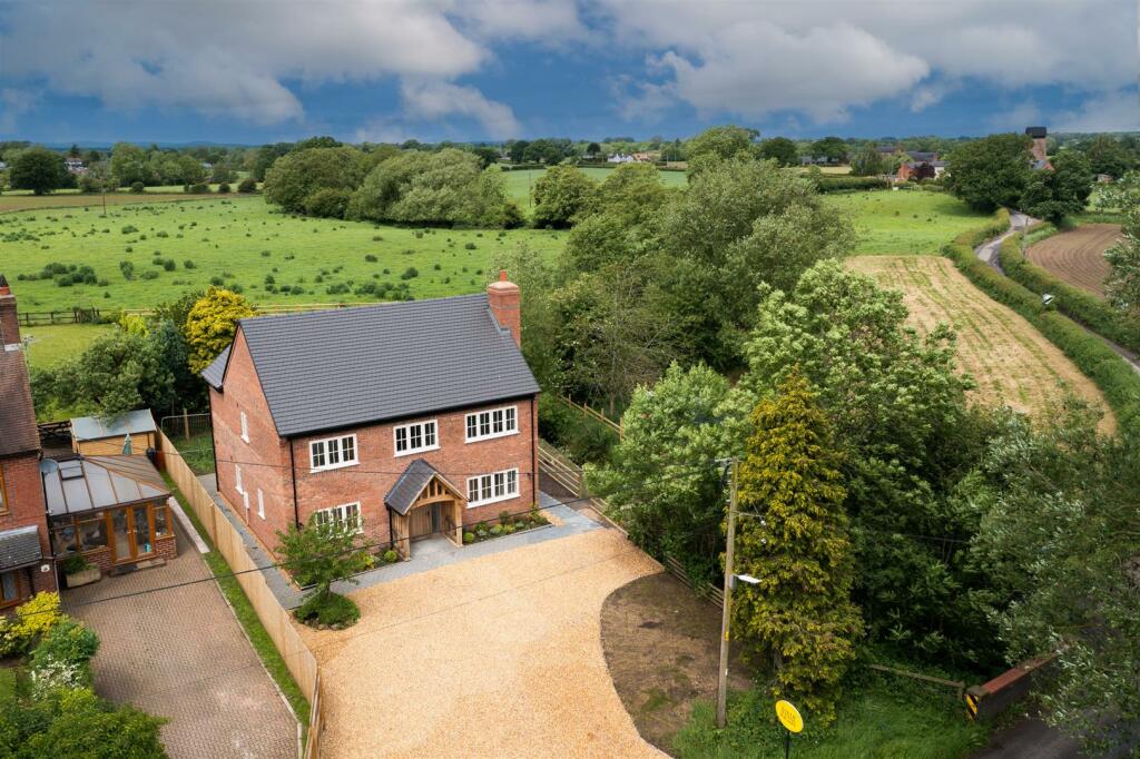 5 bedroom detached house for sale in Meadow Brook House, Windmill Lane