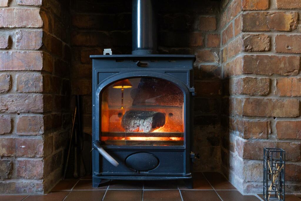 Additional property image - The Green, Wrenbury, Nantwich