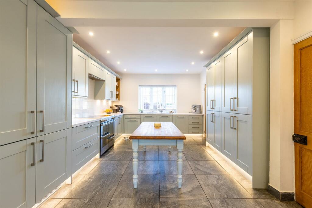 Additional property image - The Green, Wrenbury, Nantwich