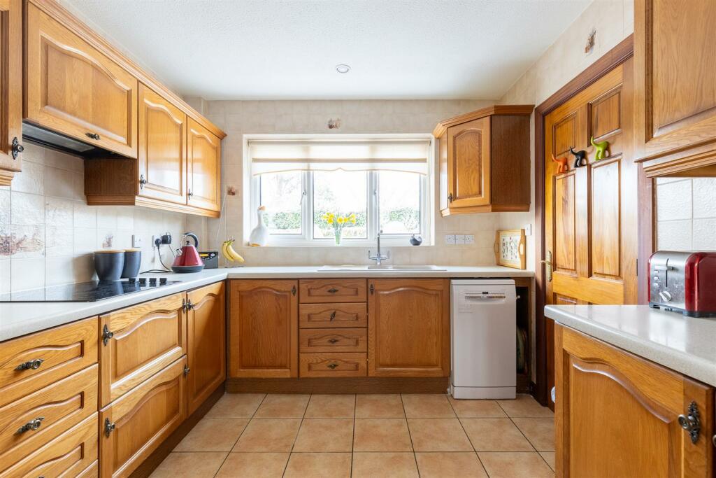 Additional property image - Oak Tree Gate, Audlem
