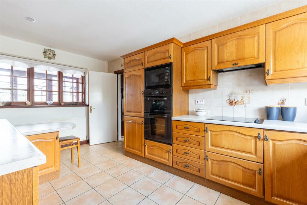 Additional property image - Oak Tree Gate, Audlem