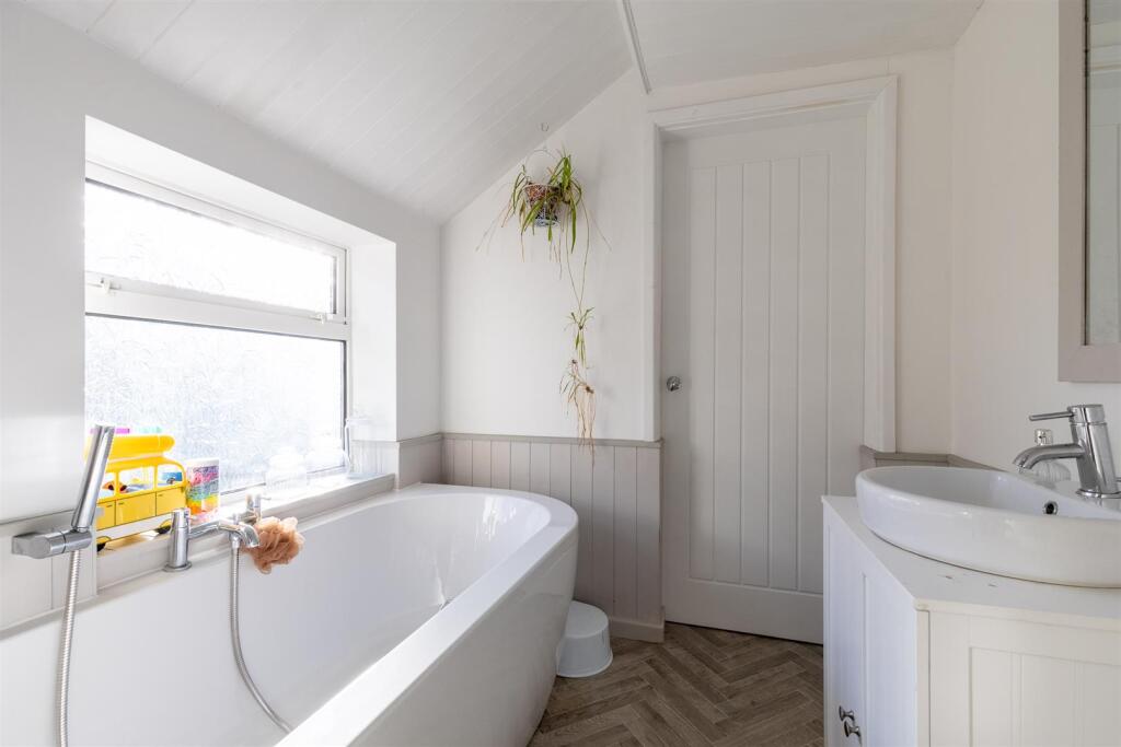 Additional property image - Eastern Road, Willaston, Nantwich