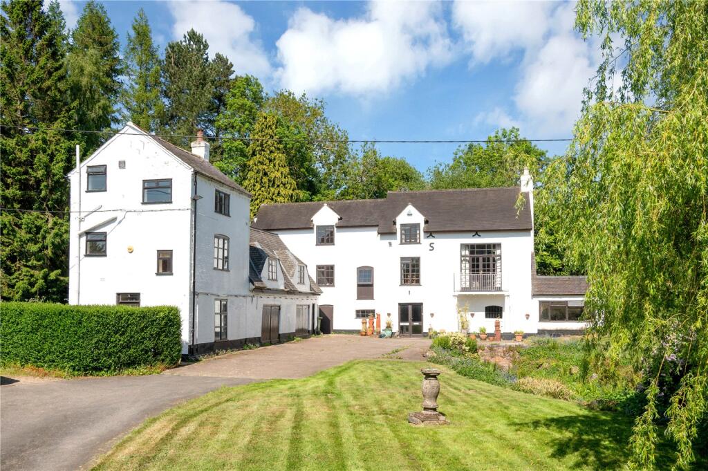 Main image of property: Stemborough Lane, Leire