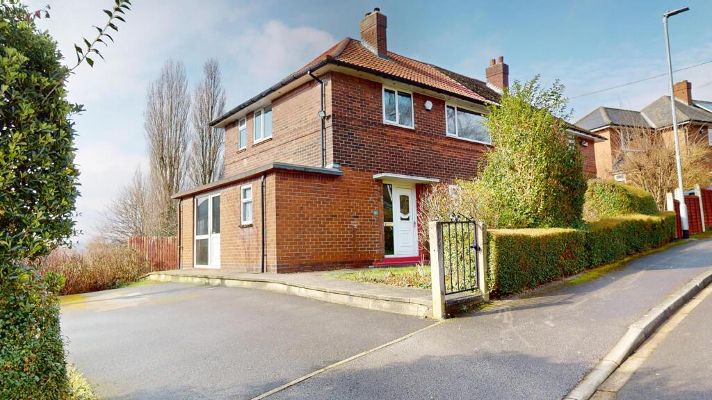 Main image of property: Queenswood Close, West Park/Kirkstall Border, Leeds, West Yorkshire