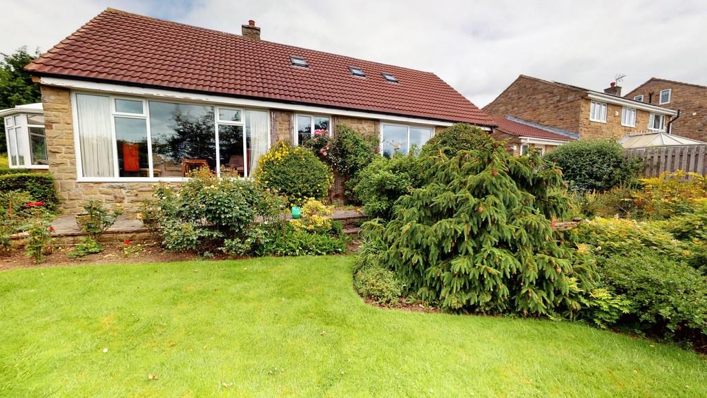 4 bedroom detached house for sale in Meadow Garth, Bramhope, Leeds, LS16