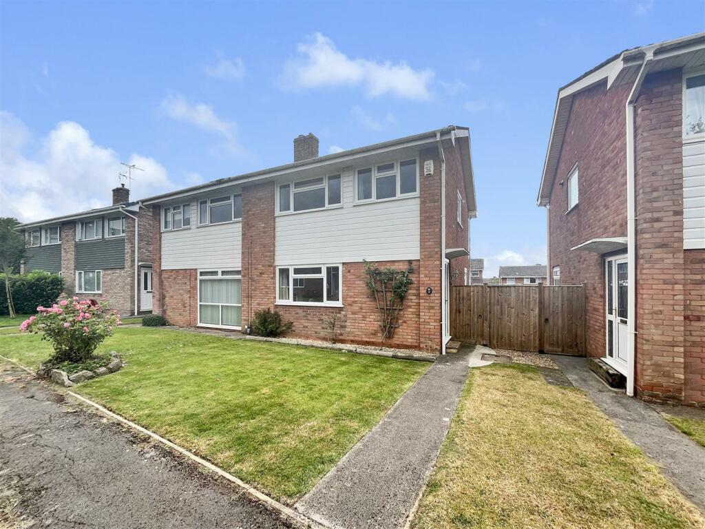 Main image of property: Mallard Close, Chipping Sodbury, Bristol
