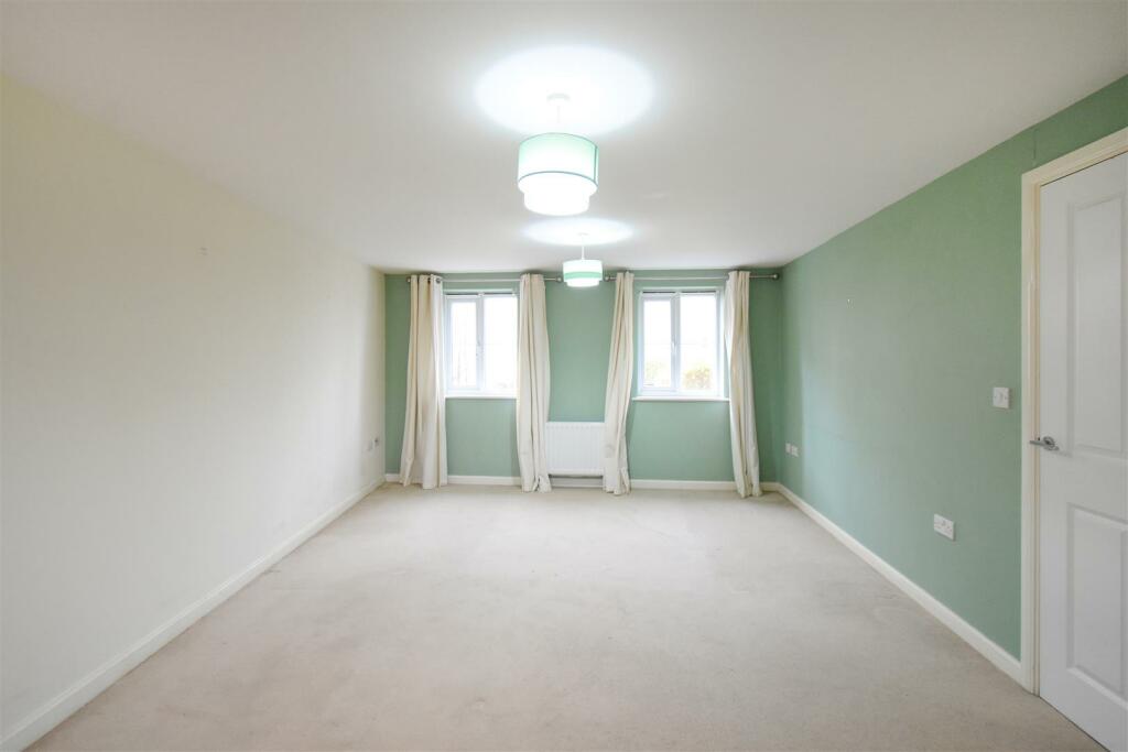 Additional property image - Sevastopol Road, Horfield, Bristol
