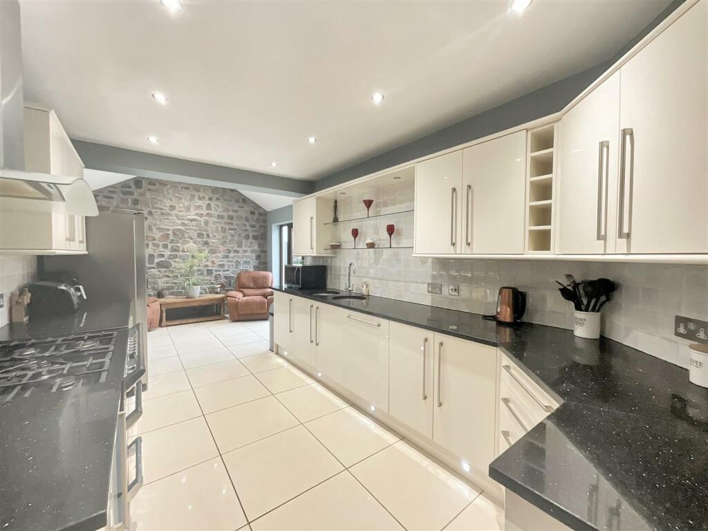 Additional property image - Poplar Road, Warmley, Bristol