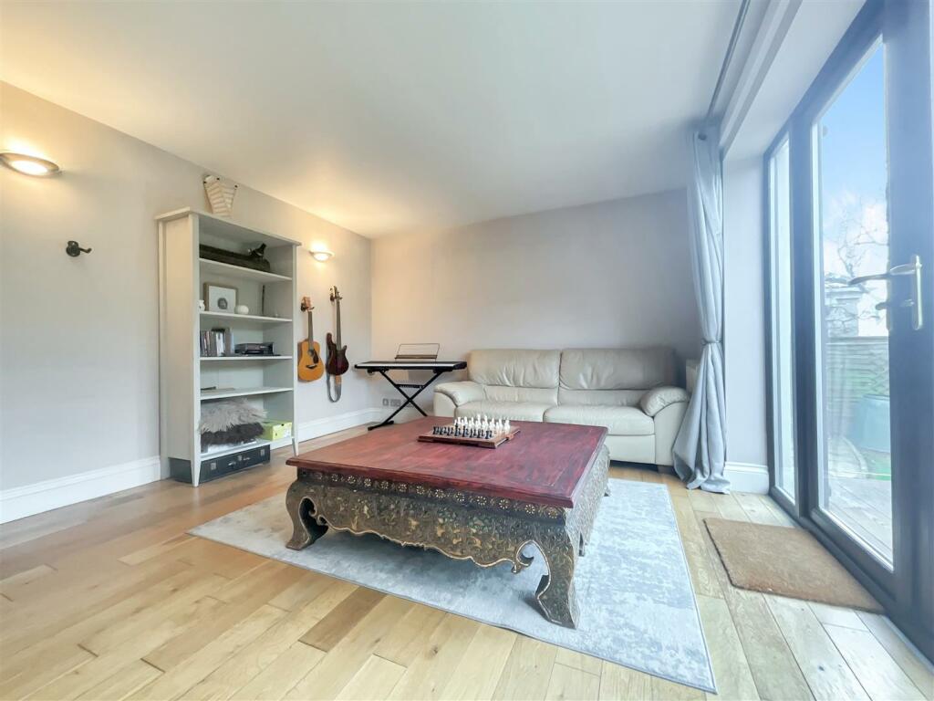 Additional property image - Poplar Road, Warmley, Bristol
