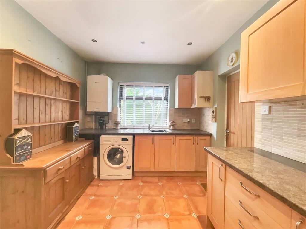 Additional property image - Poplar Road, Warmley, Bristol