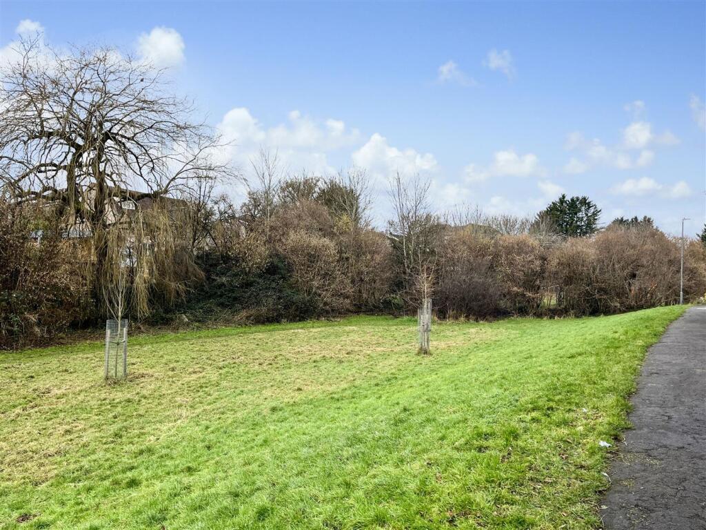 Additional property image - Malvern Drive, Warmley, Bristol