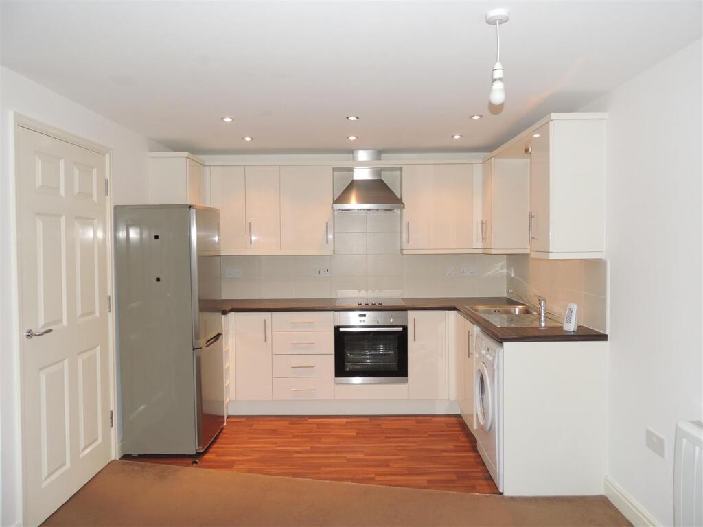 Additional property image - Hanham Road, Bristol