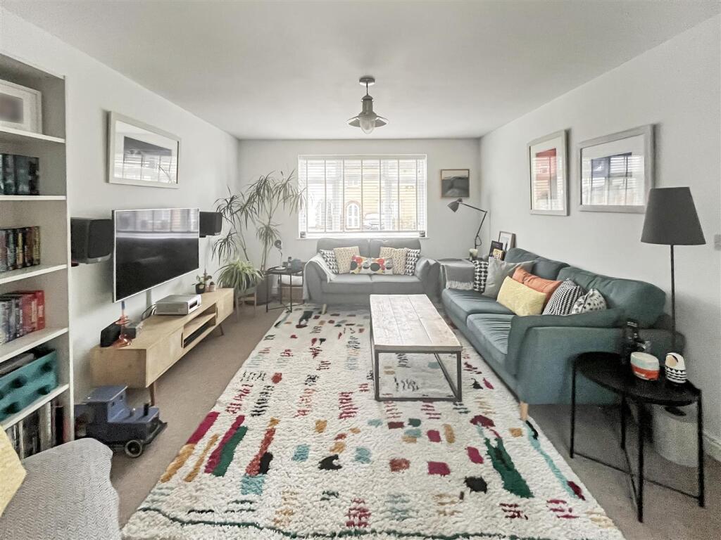 Additional property image - Gays Road, Hanham, Bristol