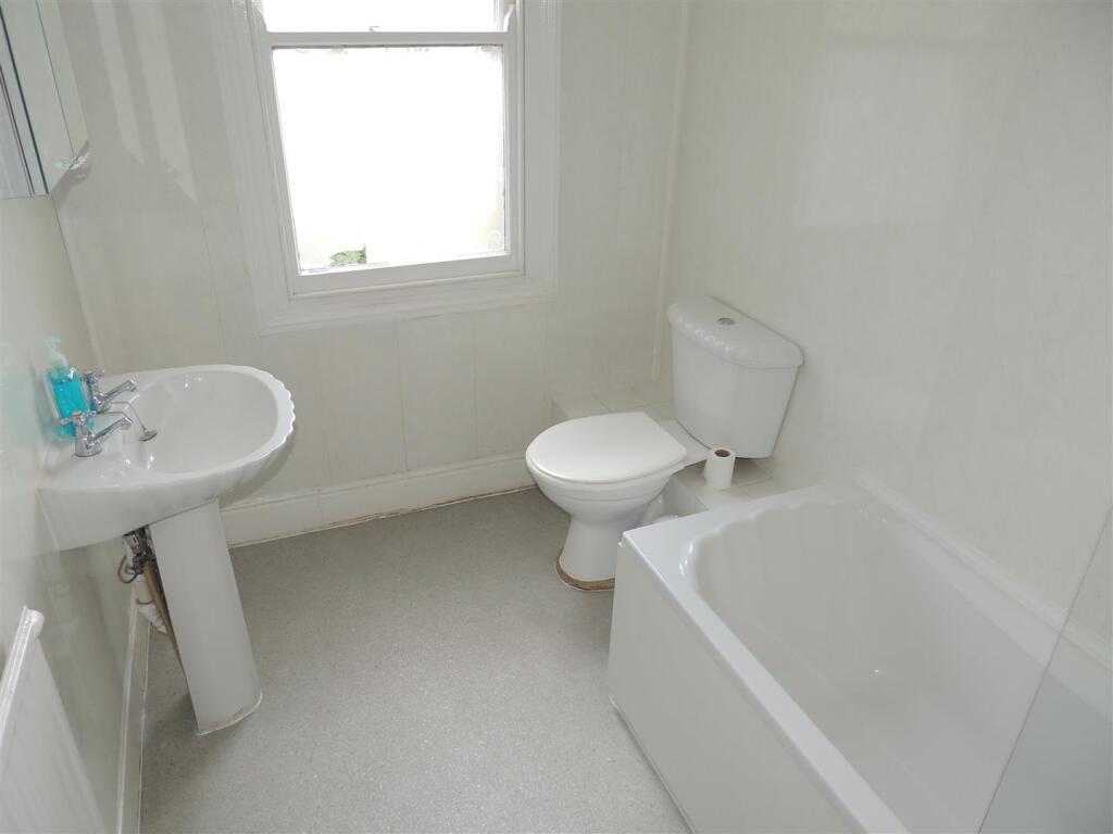 Additional property image - Bath Road, Bristol