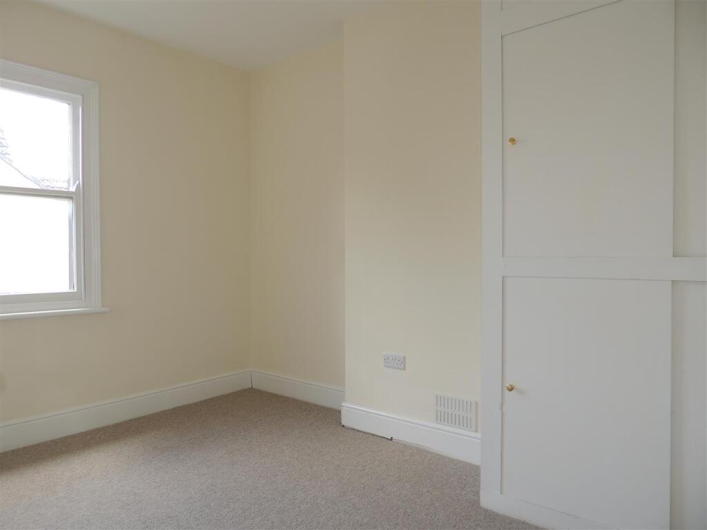 Additional property image - Bath Road, Bristol