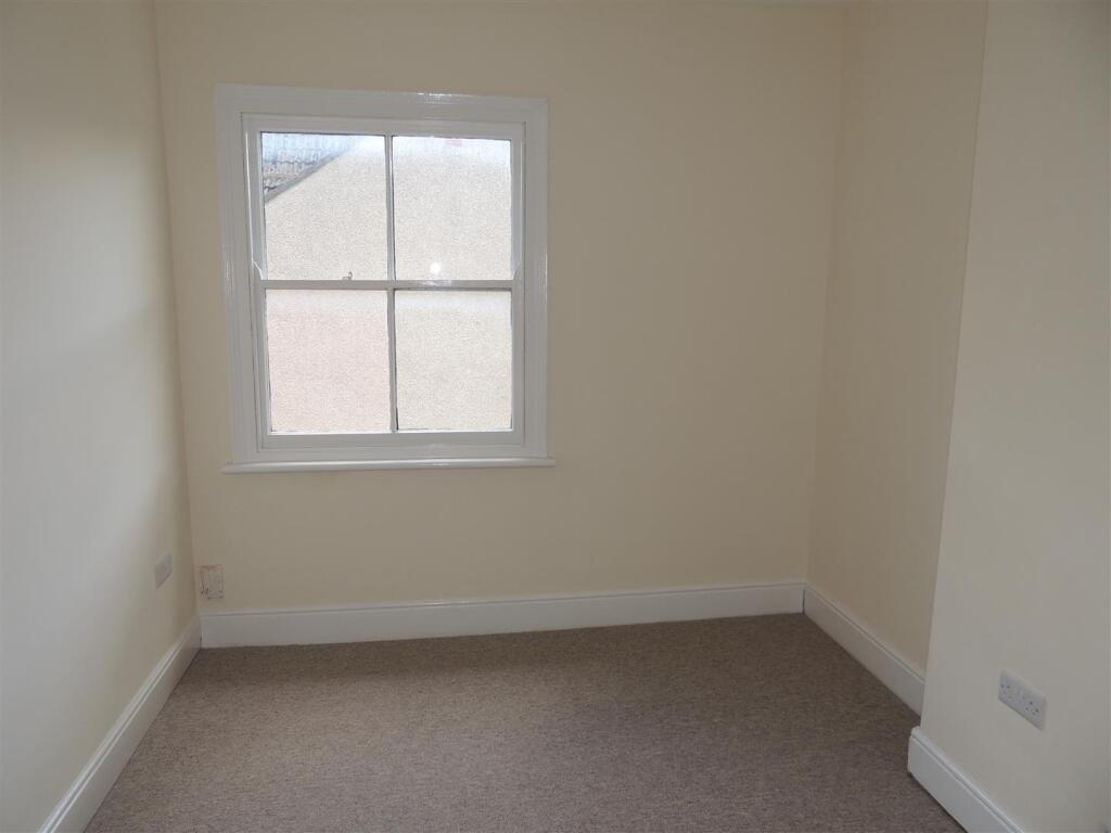 Additional property image - Bath Road, Bristol