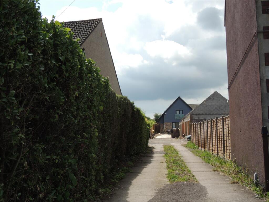 Additional property image - Bath Road, Bristol