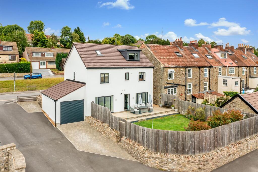 Main image of property: Bath Road, Willsbridge, Bristol