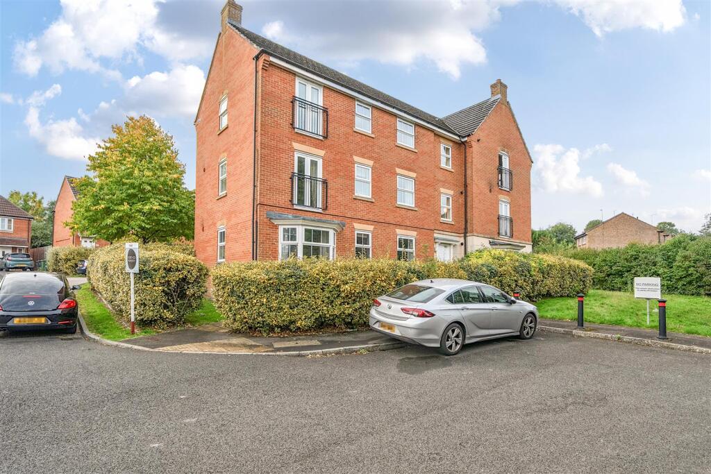 Main image of property: Lintham Drive, Bristol