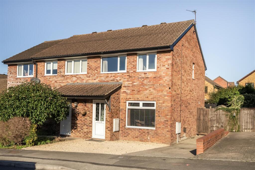 Main image of property: Ludlow Close, Willsbridge, Bristol