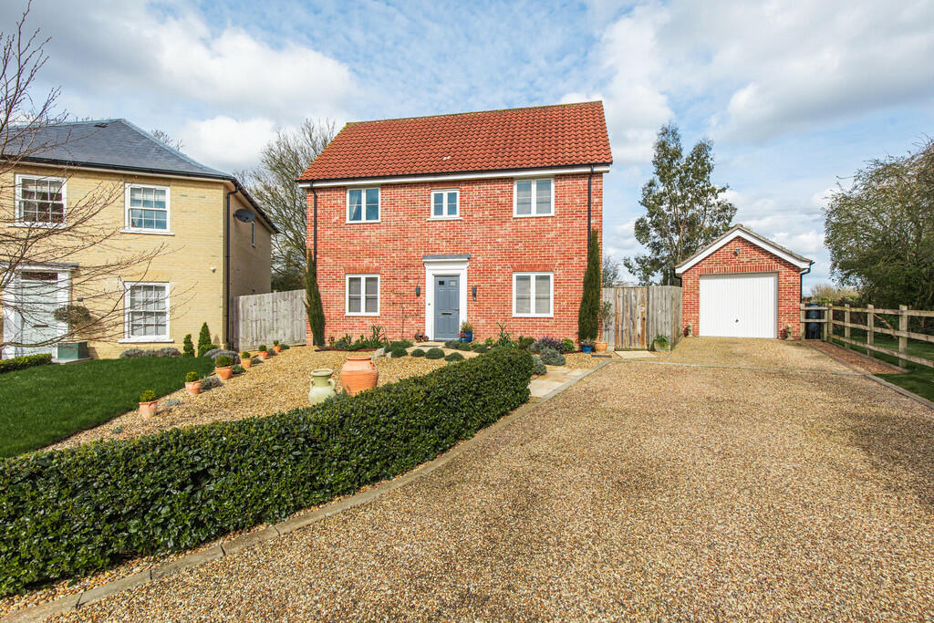 3 bedroom detached house for sale in Hockering, Dereham, NR20