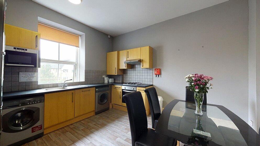 5 bedroom flat for rent in Greenbank Terrace, Greenbank, Plymouth, Devon, PL4