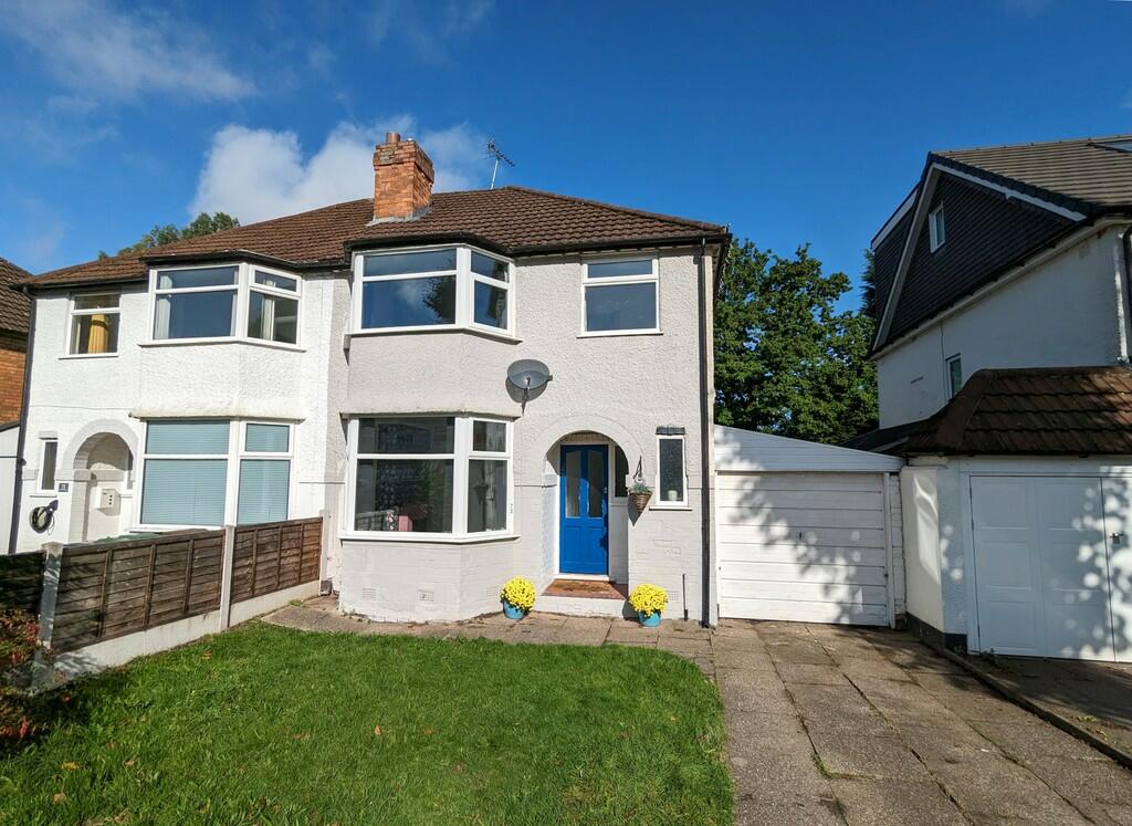 3 bedroom semidetached house for sale in Stanway Road, Shirley, B90