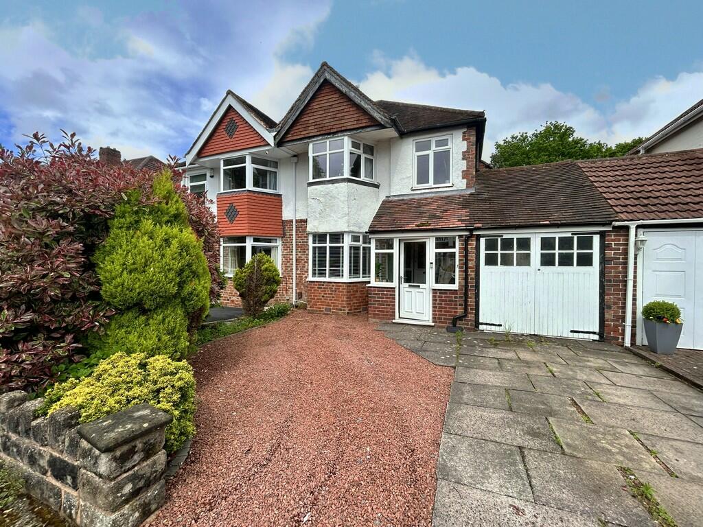 3 bedroom semidetached house for sale in Primrose Croft, Hall Green, B28