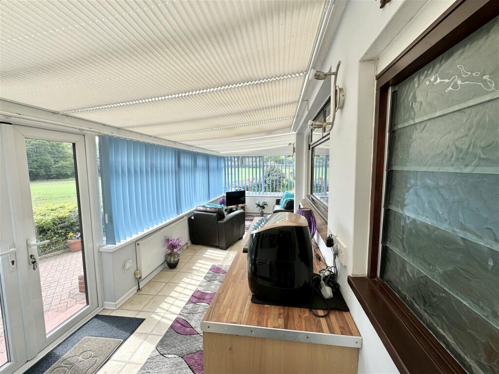 Additional property image - Wood Lane, Earlswood