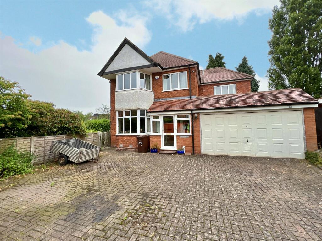 4 bedroom detached house for sale in Reservoir Road, Solihull, B92