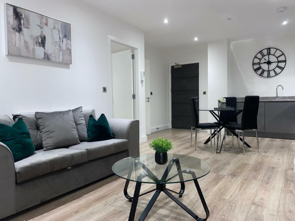 Additional property image - Broadoaks, Streetsbrook Road, Solihull